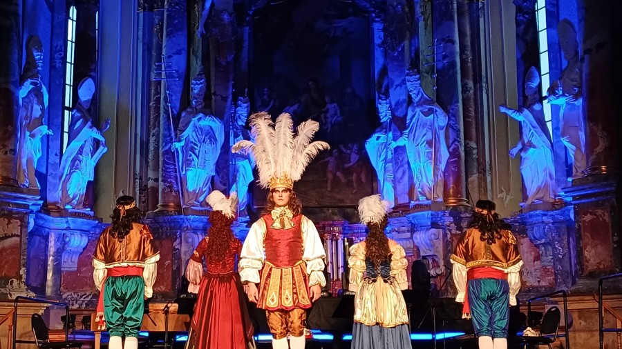 Šv. Kotrynos bažnyčioje senojo šokio trupės ‚Festa Cortese“ 30-ties metų jubiliejinis renginys
