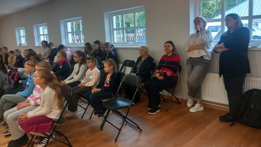 Dailės darbų konkursas ,,Pašto menas“
